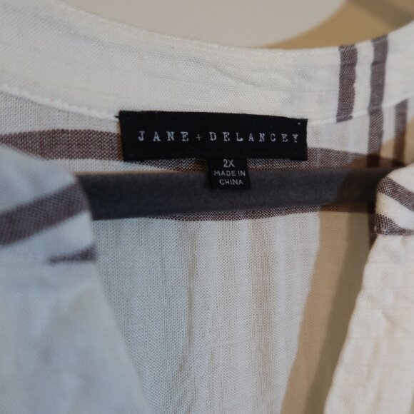 Jane and Delancey Brown Plaid Gauze Tunic - Picture 3 of 5